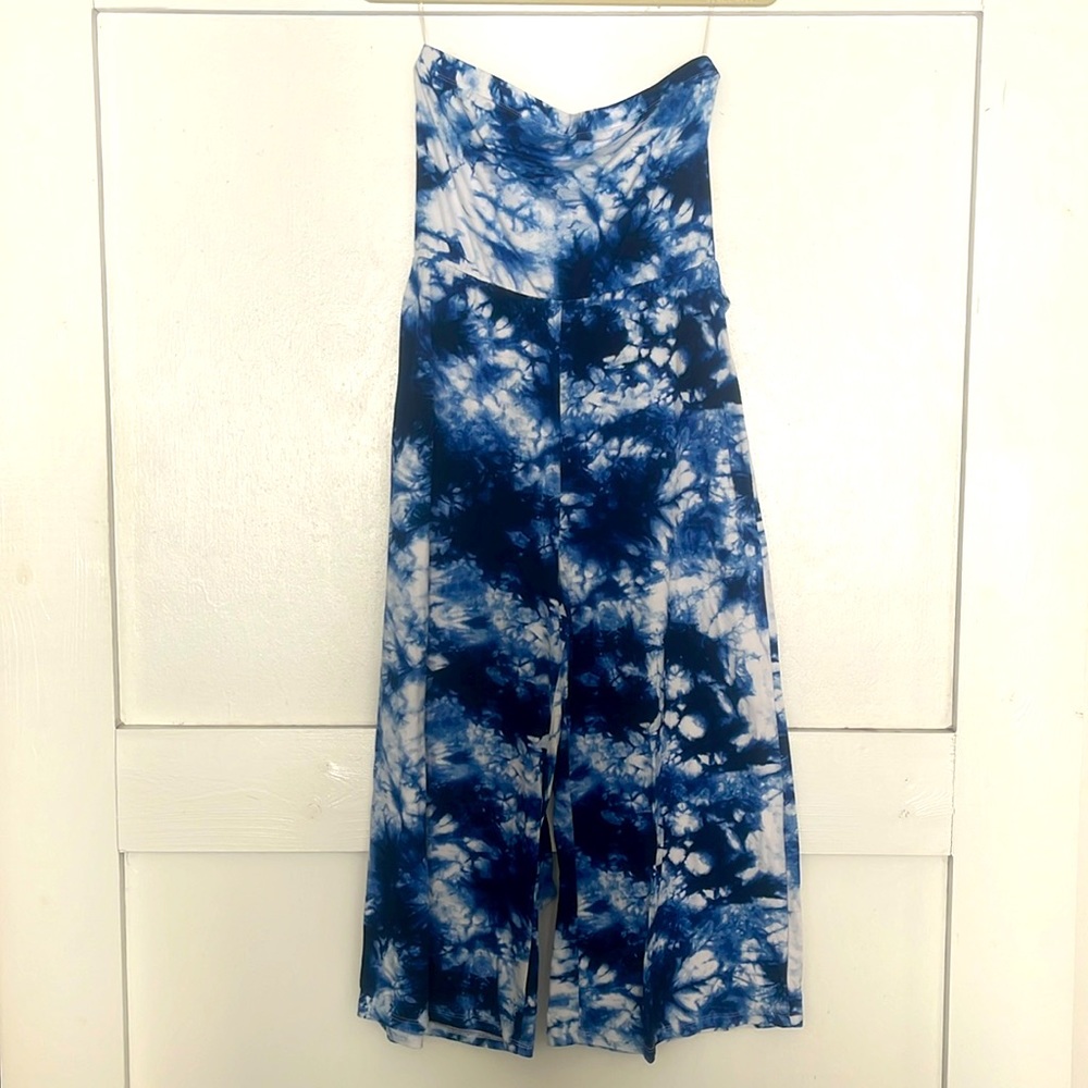 Tie Die Strapless one piece pants suit. Not really a pants suit!! Very soft!